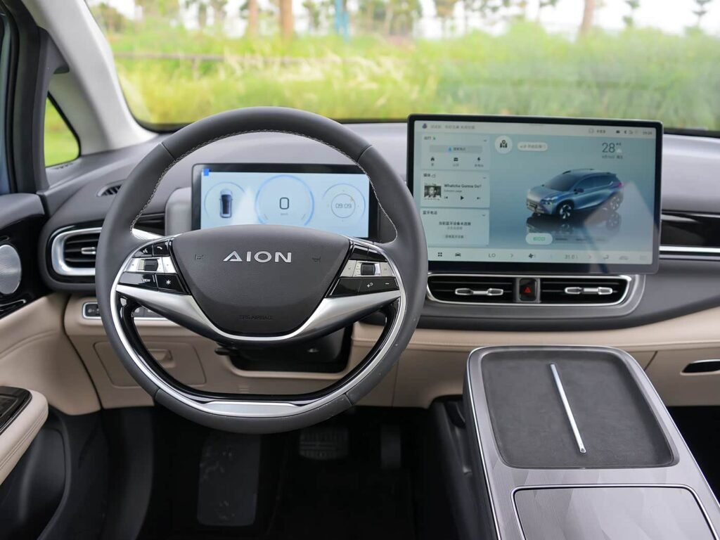 360-interior_beige