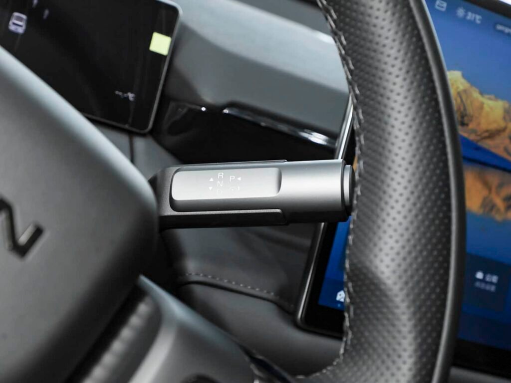 360-interior_negro