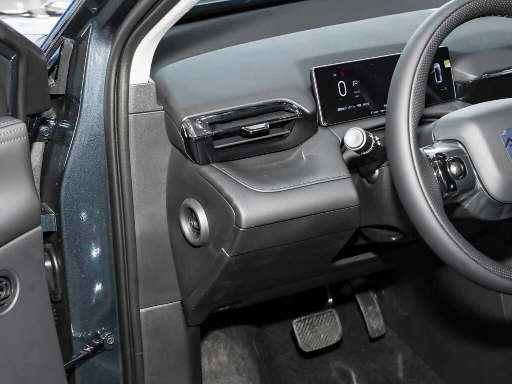 360-interior_negro