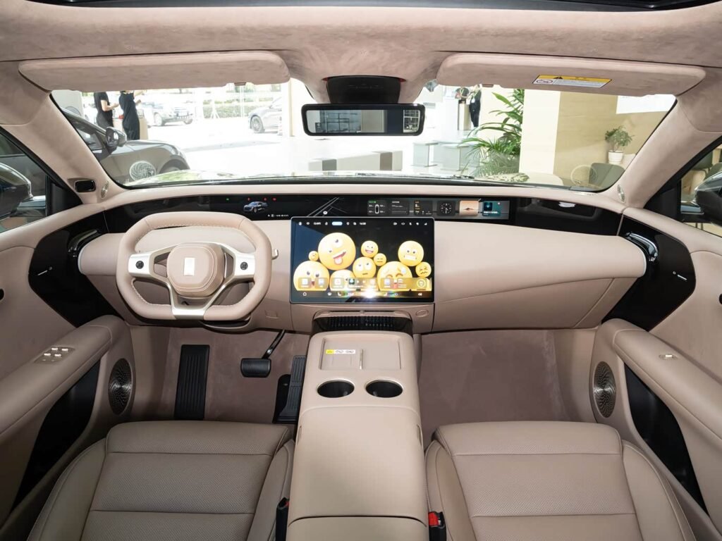 360-interior_beige