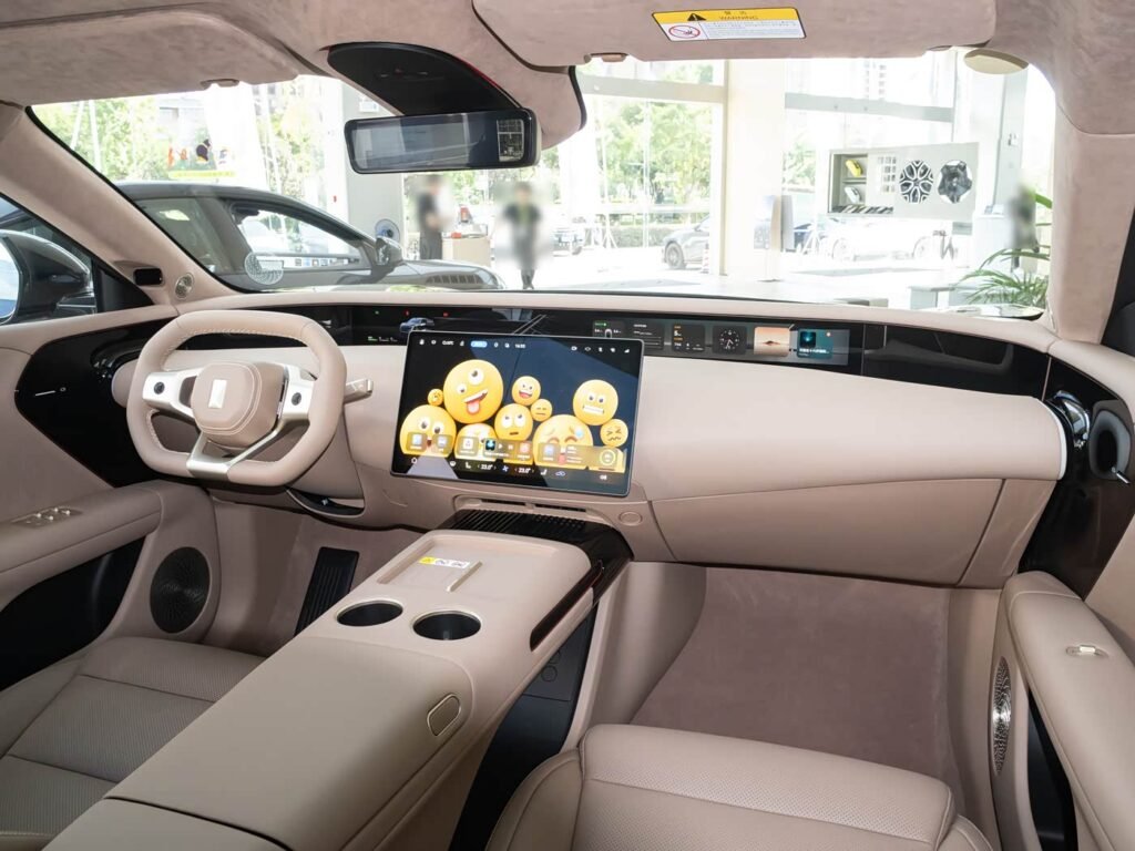 360-interior_beige