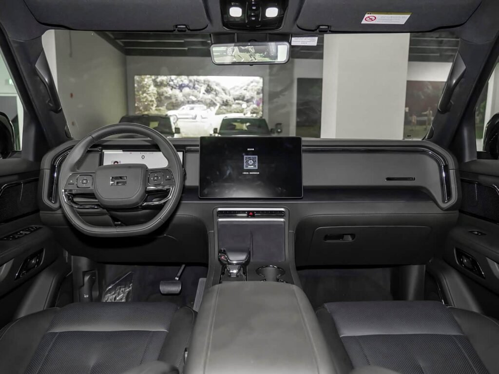 360-interior_negro