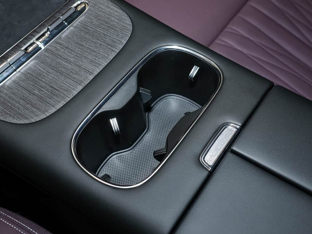 360-interior_morado