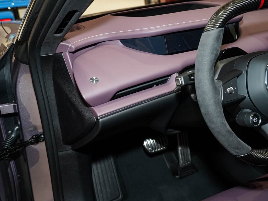 360-interior_morado