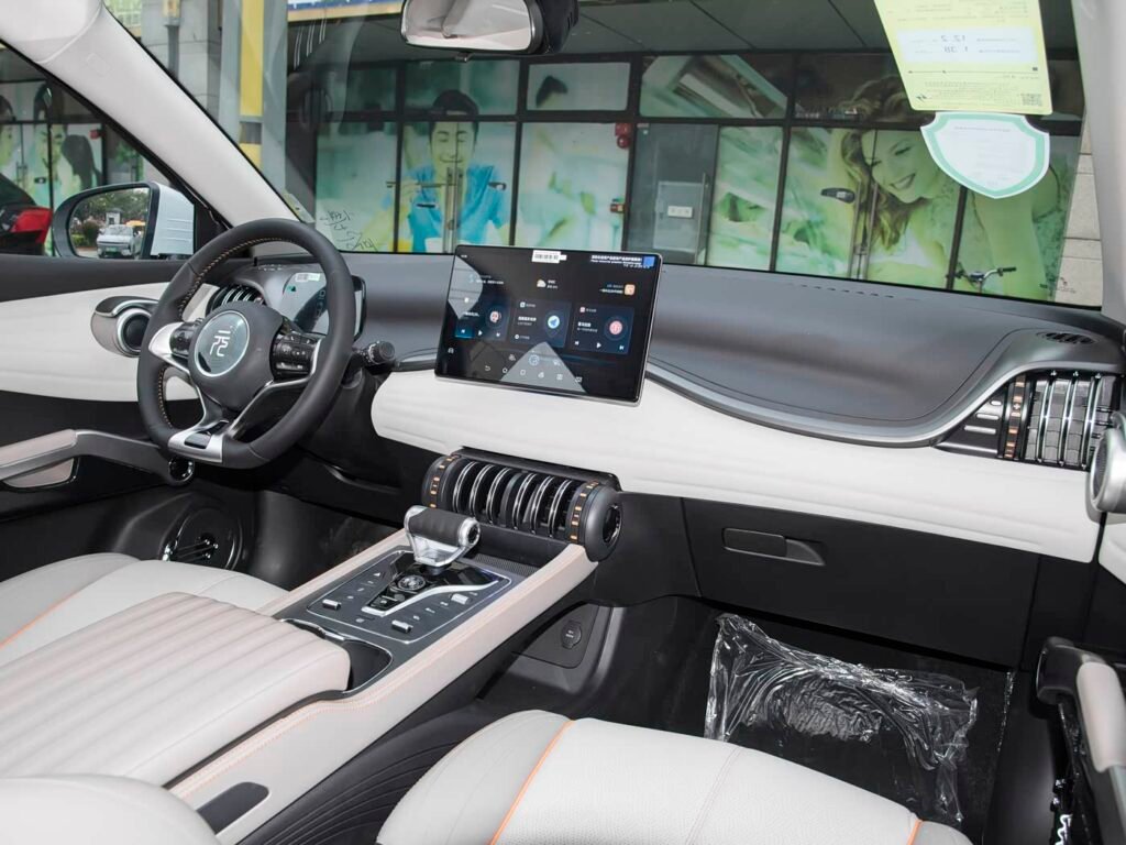 360-interior_beige
