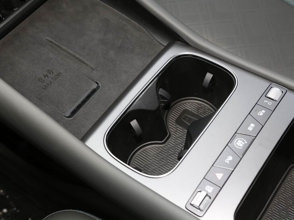 360-interior_gris