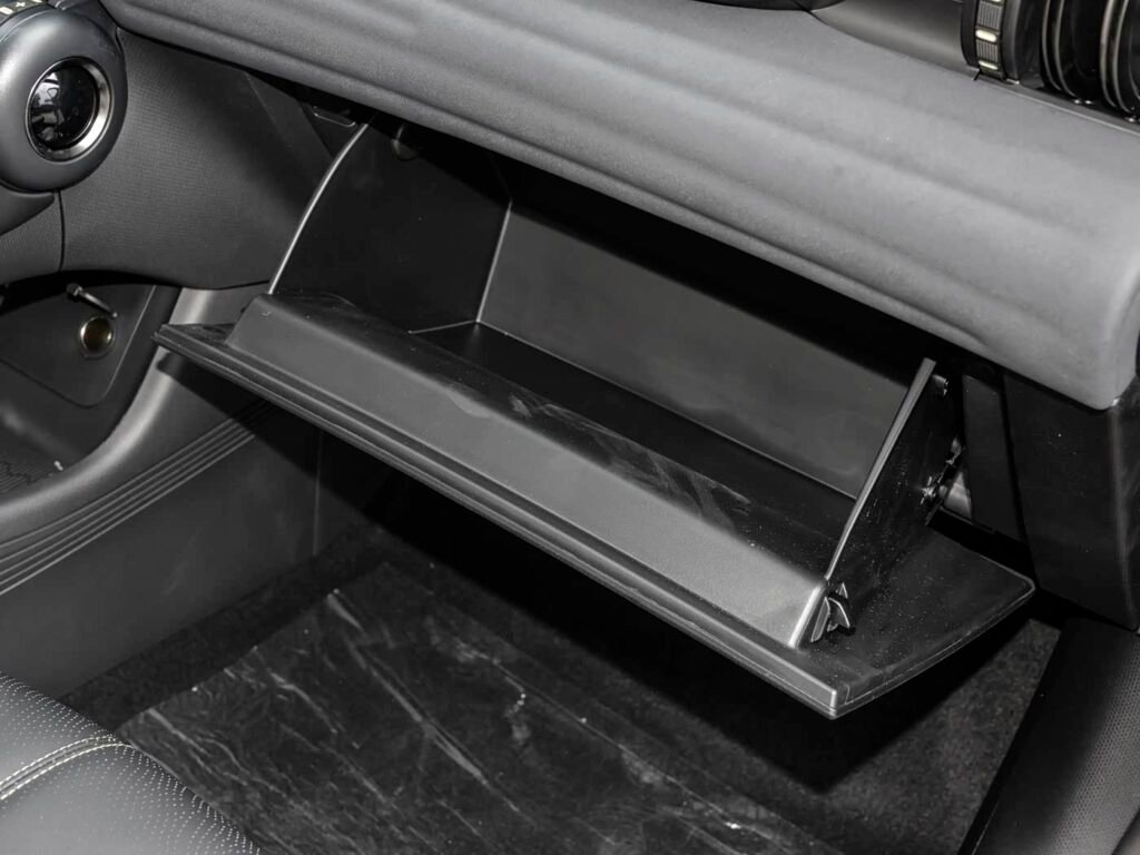 360-interior_negro