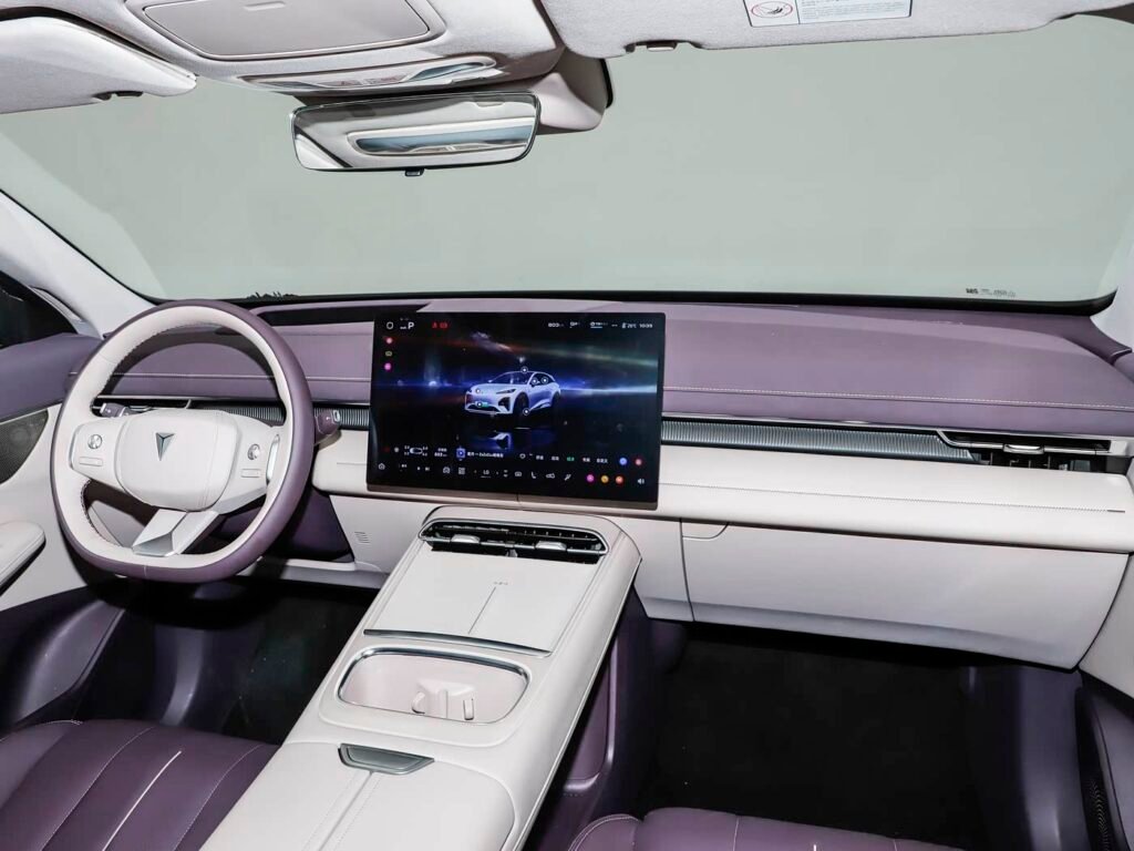 360-interior_morado