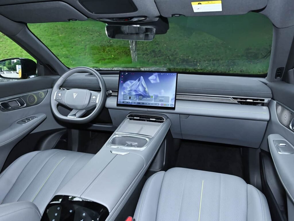 360-interior_gris