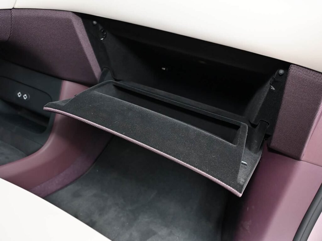360-interior_morado